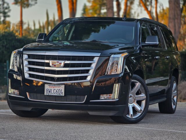 2018 Cadillac Escalade ESV Luxury | Reseda, CA | Angeles Auto Alliance 2018 Cadillac Escalade ESV Luxury | Reseda, CA | Angeles Auto Alliance