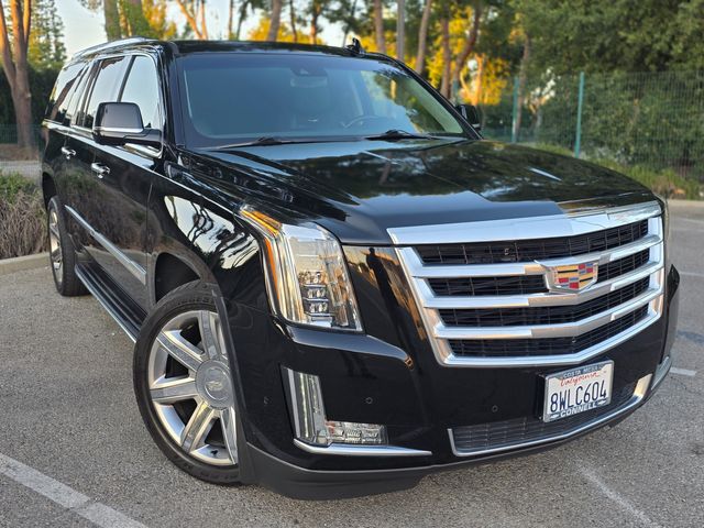 2018 Cadillac Escalade ESV Luxury | Reseda, CA | Angeles Auto Alliance 2018 Cadillac Escalade ESV Luxury | Reseda, CA | Angeles Auto Alliance