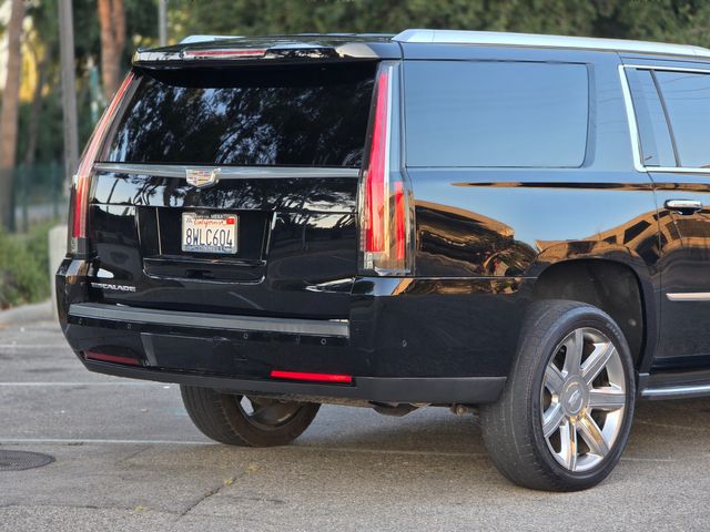 2018 Cadillac Escalade ESV Luxury | Reseda, CA | Angeles Auto Alliance 2018 Cadillac Escalade ESV Luxury | Reseda, CA | Angeles Auto Alliance