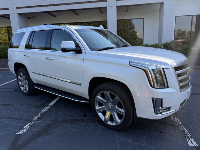 2018 Cadillac Escalade Luxury