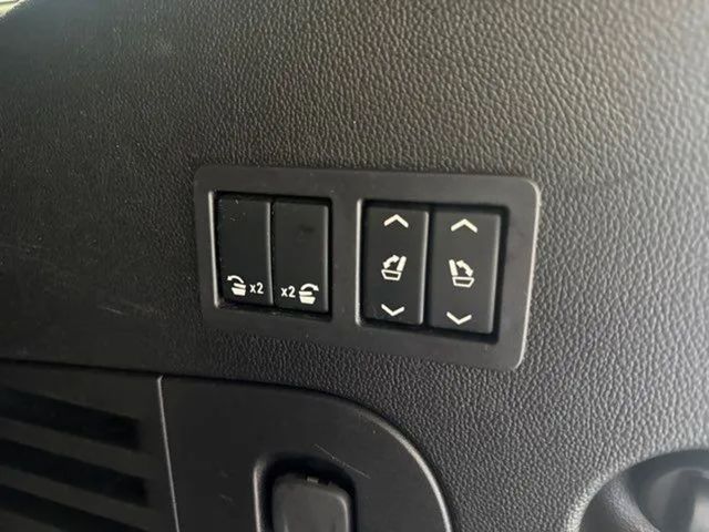 2018 Cadillac Escalade Platinum | Rome, GA | Knight's Car Store 2018 Cadillac Escalade Platinum | Rome, GA | Knight's Car Store