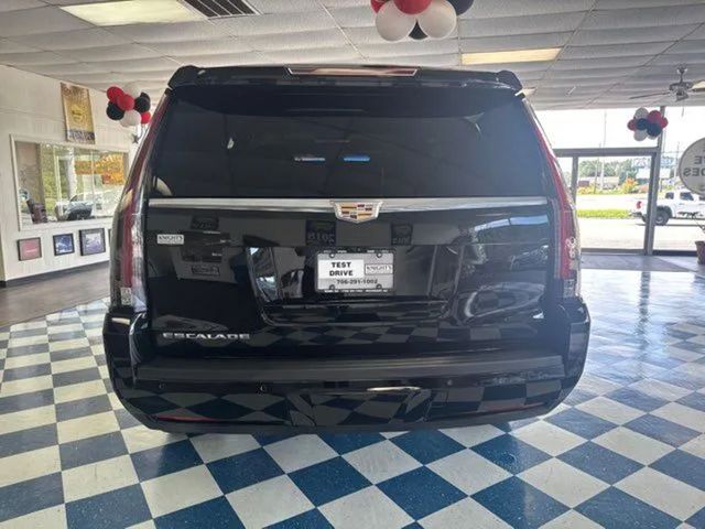 2018 Cadillac Escalade Platinum | Rome, GA | Knight's Car Store