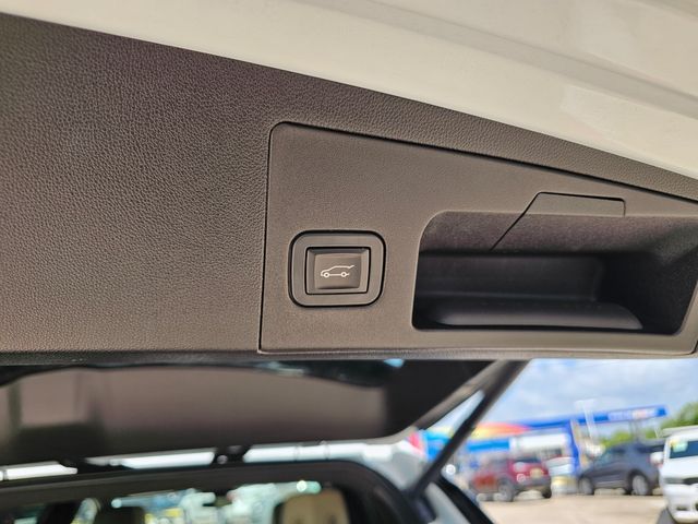 2018 Cadillac XT5 Premium Luxury | Brownsville TX | English Motors 2018 Cadillac XT5 Premium Luxury | Brownsville TX | English Motors