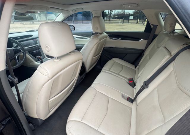 2018 Cadillac XT5 Luxury | Plano, TX | Schneck Motor Company