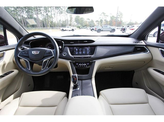 2018 Cadillac XT5 Base