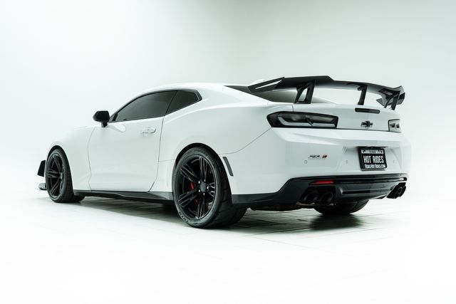 2018 Chevrolet Camaro ZL1 1LE Extreme Track Performance Pkg | Carrollton, TX | Texas Hot Rides 2018 Chevrolet Camaro ZL1 1LE Extreme Track Performance Pkg | Carrollton, TX | Texas Hot Rides