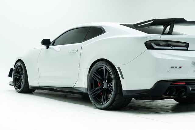 2018 Chevrolet Camaro ZL1 1LE Extreme Track Performance Pkg | Carrollton, TX | Texas Hot Rides 2018 Chevrolet Camaro ZL1 1LE Extreme Track Performance Pkg | Carrollton, TX | Texas Hot Rides