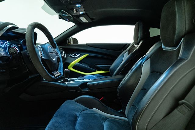 2018 Chevrolet Camaro SS 1LE Performance Package w/ Upgrades | Carrollton, TX | Texas Hot Rides 2018 Chevrolet Camaro SS 1LE Performance Package w/ Upgrades | Carrollton, TX | Texas Hot Rides
