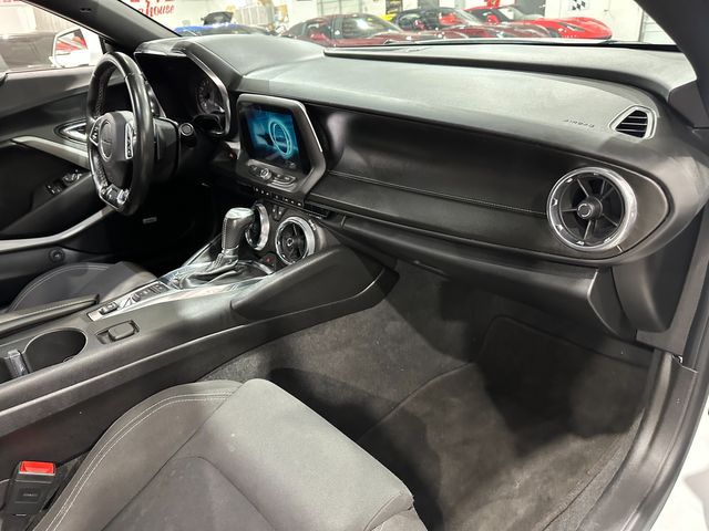2018 Chevrolet Camaro Coupe Premium, Tech Pkg, Bose, 20's, 1-Owner, 36k | Dallas, Texas | Corvette Warehouse 2018 Chevrolet Camaro Coupe Premium, Tech Pkg, Bose, 20's, 1-Owner, 36k | Dallas, Texas | Corvette Warehouse