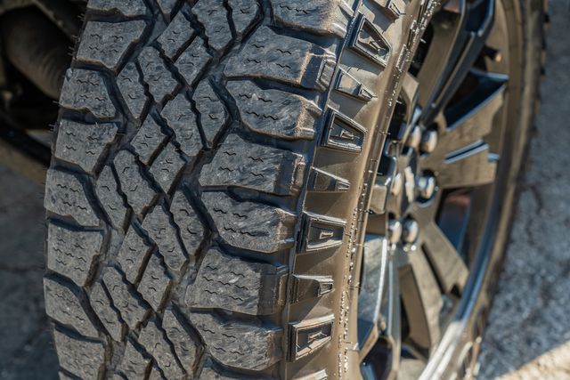 2018 Chevrolet Colorado ZR2 4X4 W/ UPGRADES / CLEAN CARFAX | Austin, TX | Rocky Mountain Truck Stop Austin