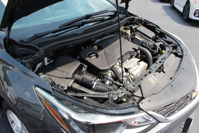 2018 Chevrolet Cruze LT Auto | Granite City, Illinois | MasterCars Company Inc. 2018 Chevrolet Cruze LT Auto | Granite City, Illinois | MasterCars Company Inc.