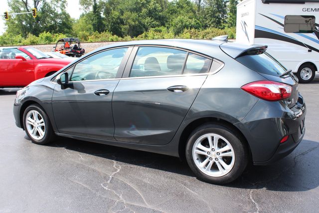 2018 Chevrolet Cruze LT Auto | Granite City, Illinois | MasterCars Company Inc. 2018 Chevrolet Cruze LT Auto | Granite City, Illinois | MasterCars Company Inc.