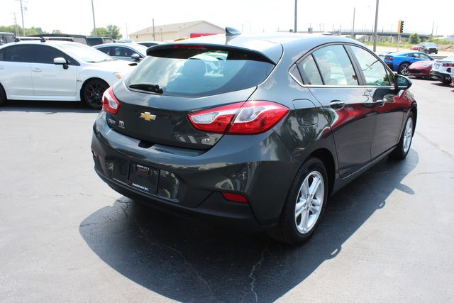 2018 Chevrolet Cruze LT Auto | Granite City, Illinois | MasterCars Company Inc. 2018 Chevrolet Cruze LT Auto | Granite City, Illinois | MasterCars Company Inc.