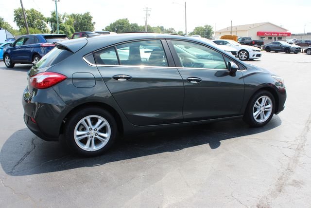 2018 Chevrolet Cruze LT Auto | Granite City, Illinois | MasterCars Company Inc. 2018 Chevrolet Cruze LT Auto | Granite City, Illinois | MasterCars Company Inc.