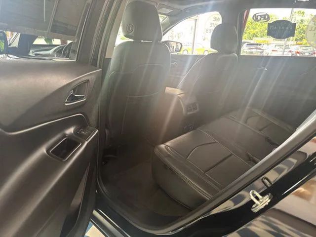 2018 Chevrolet Equinox LT | Rome, GA | Knight's Car Store 2018 Chevrolet Equinox LT | Rome, GA | Knight's Car Store