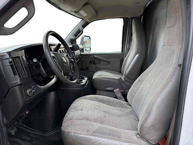 2018 Chevrolet Express 4500 | Arlington Heights, IL | Gmotorcars