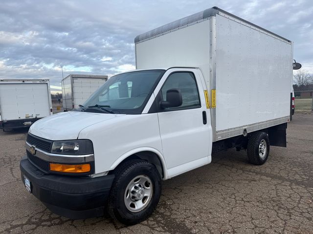 2018 Chevrolet EXPRESS G3500 12 FT Box Truck | Canton, Ohio | Ohio Auto Warehouse LLC