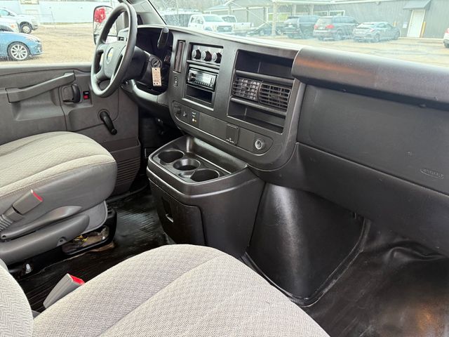 2018 Chevrolet EXPRESS G3500 12 FT Box Truck | Canton, Ohio | Ohio Auto Warehouse LLC 2018 Chevrolet EXPRESS G3500 12 FT Box Truck | Canton, Ohio | Ohio Auto Warehouse LLC