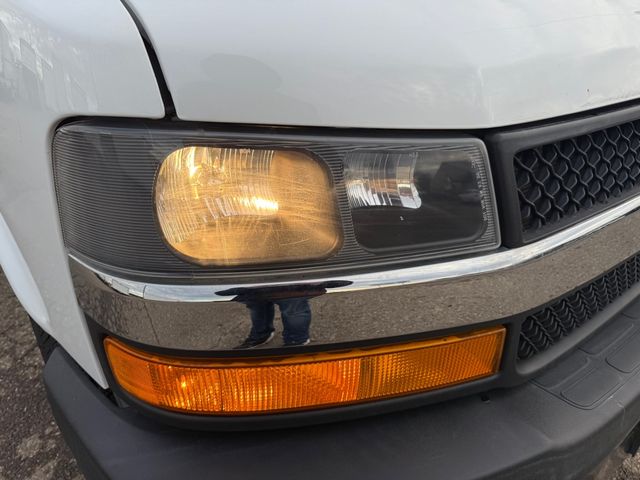 2018 Chevrolet EXPRESS G3500 12 FT Box Truck | Canton, Ohio | Ohio Auto Warehouse LLC