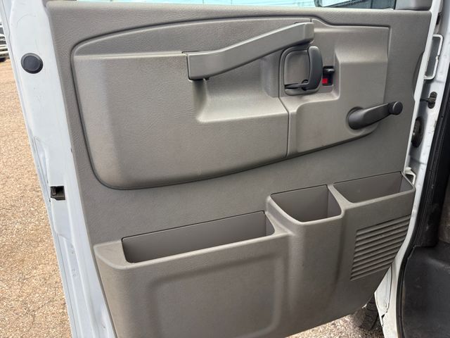 2018 Chevrolet EXPRESS G3500 12 FT Box Truck | Canton, Ohio | Ohio Auto Warehouse LLC 2018 Chevrolet EXPRESS G3500 12 FT Box Truck | Canton, Ohio | Ohio Auto Warehouse LLC