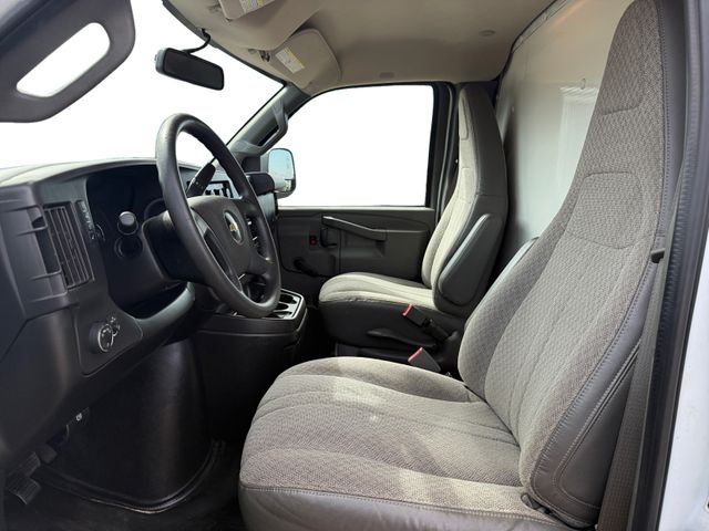 2018 Chevrolet EXPRESS G3500 12 FT Box Truck | Canton, Ohio | Ohio Auto Warehouse LLC 2018 Chevrolet EXPRESS G3500 12 FT Box Truck | Canton, Ohio | Ohio Auto Warehouse LLC