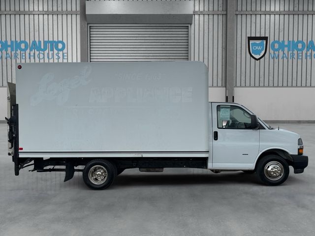 2018 Chevrolet EXPRESS G3500 14FT Box LIFTGATE V8 | Canton, Ohio | Ohio Auto Warehouse LLC 2018 Chevrolet EXPRESS G3500 14FT Box LIFTGATE V8 | Canton, Ohio | Ohio Auto Warehouse LLC