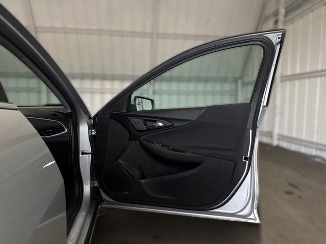 2018 Chevrolet MALIBU LT | Houston, TX | Texas Star Motors