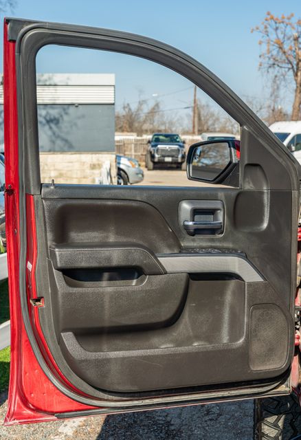 2018 Chevrolet Silverado 1500 LT Z71 W/ UPGRADES / CLEAN CARFAX 4X4 | Austin, TX | Rocky Mountain Truck Stop Austin 2018 Chevrolet Silverado 1500 LT Z71 W/ UPGRADES / CLEAN CARFAX 4X4 | Austin, TX | Rocky Mountain Truck Stop Austin