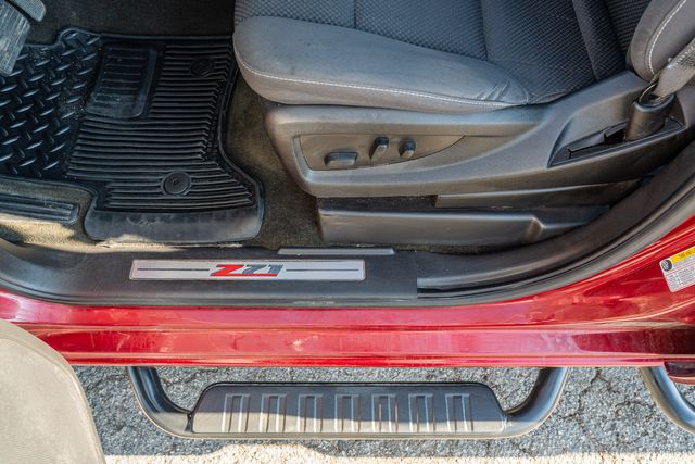 2018 Chevrolet Silverado 1500 LT Z71 W/ UPGRADES / CLEAN CARFAX 4X4 | Austin, TX | Rocky Mountain Truck Stop Austin