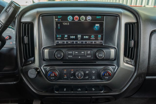 2018 Chevrolet Silverado 1500 LT Z71 W/ UPGRADES / CLEAN CARFAX 4X4 | Austin, TX | Rocky Mountain Truck Stop Austin