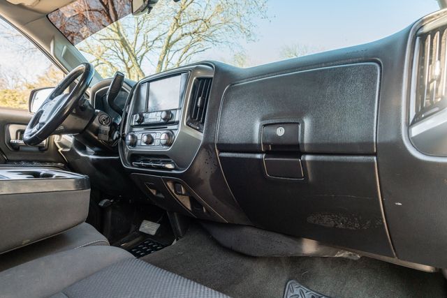 2018 Chevrolet Silverado 1500 LT Z71 W/ UPGRADES / CLEAN CARFAX 4X4 | Austin, TX | Rocky Mountain Truck Stop Austin 2018 Chevrolet Silverado 1500 LT Z71 W/ UPGRADES / CLEAN CARFAX 4X4 | Austin, TX | Rocky Mountain Truck Stop Austin