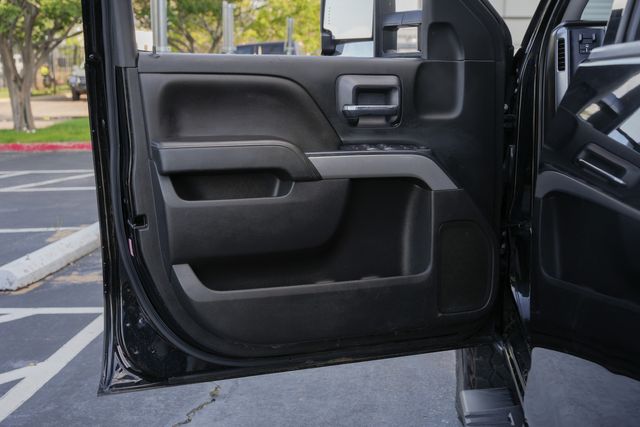 2018 Chevrolet Silverado 1500 LT Z71 W/ UPGRADES / 4X4 / GREAT LOOK | Austin, TX | Rocky Mountain Truck Stop Austin