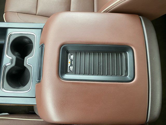 2018 Chevrolet Silverado 1500 High Country | Ephrata, PA | Pine Tree Motors 2018 Chevrolet Silverado 1500 High Country | Ephrata, PA | Pine Tree Motors