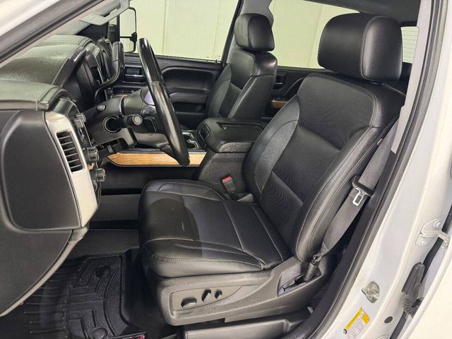 2018 Chevrolet Silverado 1500 LTZ Z71 4x4 4dr Crew Cab 6.5 ft. SB | Houston, TX | Houston Auto Credit 2018 Chevrolet Silverado 1500 LTZ Z71 4x4 4dr Crew Cab 6.5 ft. SB | Houston, TX | Houston Auto Credit