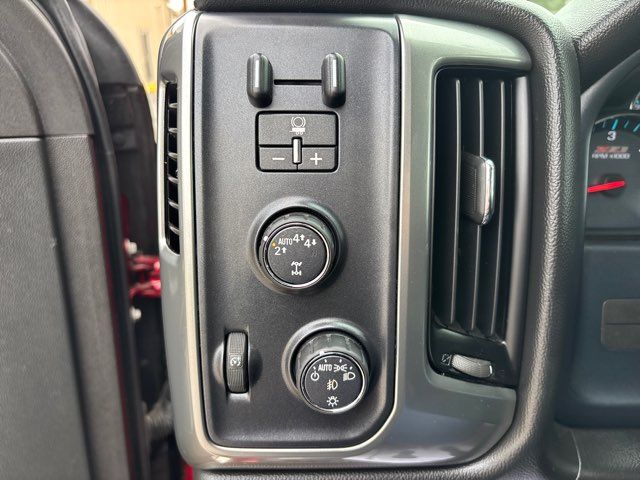 2018 Chevrolet Silverado 1500 LT Z71 | San Antonio, TX | Clear Choice Automotive South