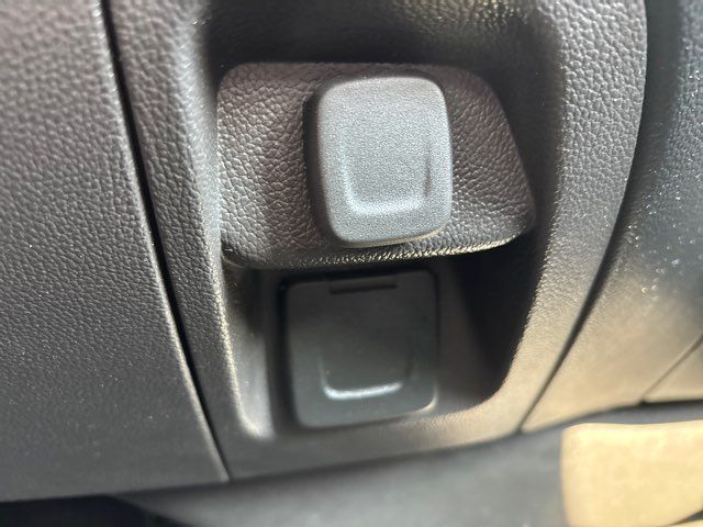 2018 Chevrolet Silverado 1500 LT | San Antonio, TX | Clear Choice Automotive South