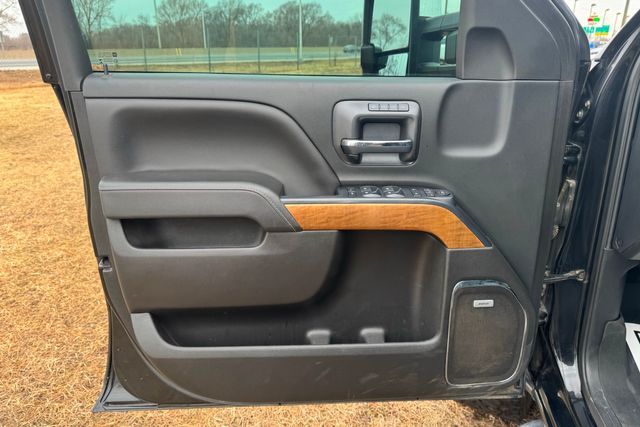 2018 Chevrolet Silverado 2500HD LTZ 4x4 | Roscoe, IL | Autoland Outlets 2018 Chevrolet Silverado 2500HD LTZ 4x4 | Roscoe, IL | Autoland Outlets