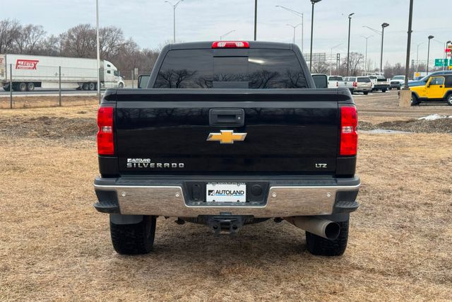 2018 Chevrolet Silverado 2500HD LTZ 4x4 | Roscoe, IL | Autoland Outlets