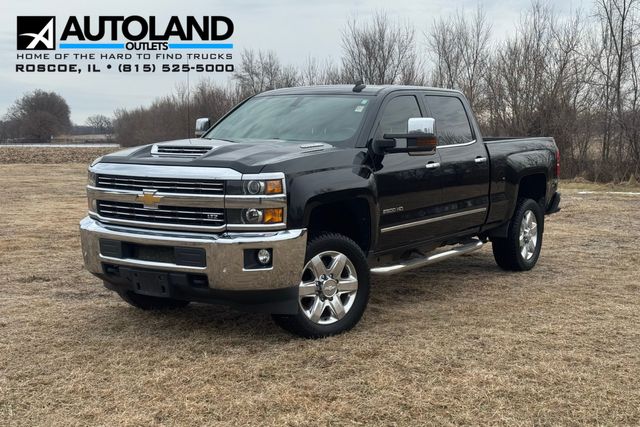 2018 Chevrolet Silverado 2500HD LTZ 4x4 | Roscoe, IL | Autoland Outlets