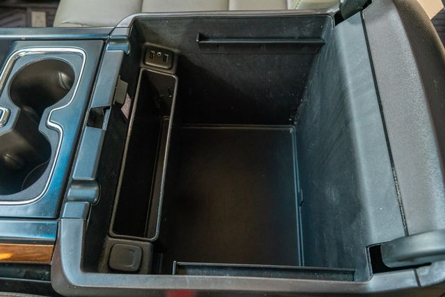 2018 Chevrolet Silverado 3500HD LTZ CREW CAB SRW 4X4 / LOADED / REGULAR SERVICE | Austin, TX | Rocky Mountain Truck Stop Austin 2018 Chevrolet Silverado 3500HD LTZ CREW CAB SRW 4X4 / LOADED / REGULAR SERVICE | Austin, TX | Rocky Mountain Truck Stop Austin