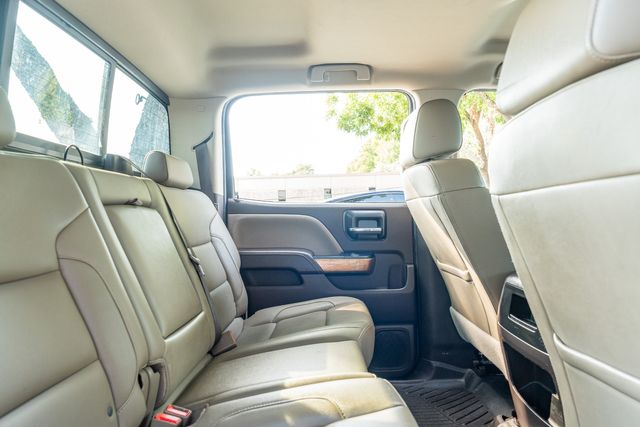 2018 Chevrolet Silverado 3500HD LTZ CREW CAB SRW 4X4 / LOADED / REGULAR SERVICE | Austin, TX | Rocky Mountain Truck Stop Austin 2018 Chevrolet Silverado 3500HD LTZ CREW CAB SRW 4X4 / LOADED / REGULAR SERVICE | Austin, TX | Rocky Mountain Truck Stop Austin