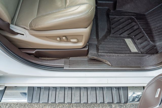 2018 Chevrolet Silverado 3500HD LTZ CREW CAB SRW 4X4 / LOADED / REGULAR SERVICE | Austin, TX | Rocky Mountain Truck Stop Austin 2018 Chevrolet Silverado 3500HD LTZ CREW CAB SRW 4X4 / LOADED / REGULAR SERVICE | Austin, TX | Rocky Mountain Truck Stop Austin