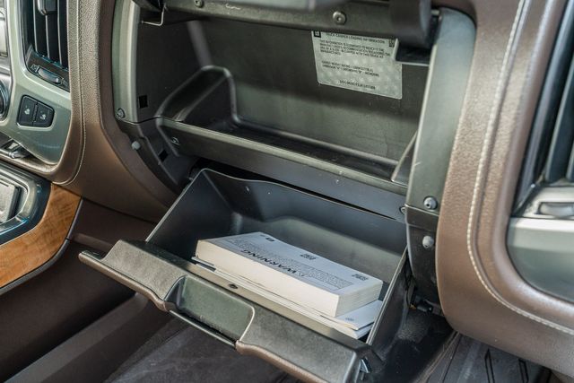 2018 Chevrolet Silverado 3500HD LTZ CREW CAB SRW 4X4 / LOADED / REGULAR SERVICE | Austin, TX | Rocky Mountain Truck Stop Austin 2018 Chevrolet Silverado 3500HD LTZ CREW CAB SRW 4X4 / LOADED / REGULAR SERVICE | Austin, TX | Rocky Mountain Truck Stop Austin