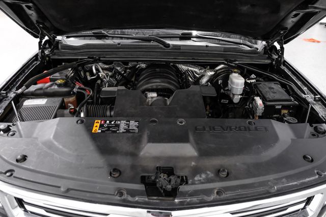 2018 Chevrolet Suburban Premier Moonroof RearDVD RearCaptains | Dallas, TX | Stevens Motor Company LLC 2018 Chevrolet Suburban Premier Moonroof RearDVD RearCaptains | Dallas, TX | Stevens Motor Company LLC