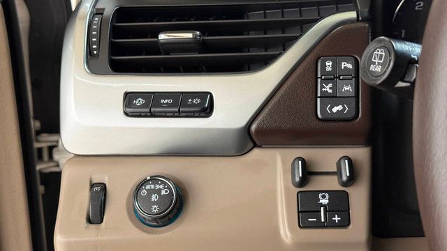 2018 Chevrolet Suburban Premier | Houston, TX | Houston Auto Credit