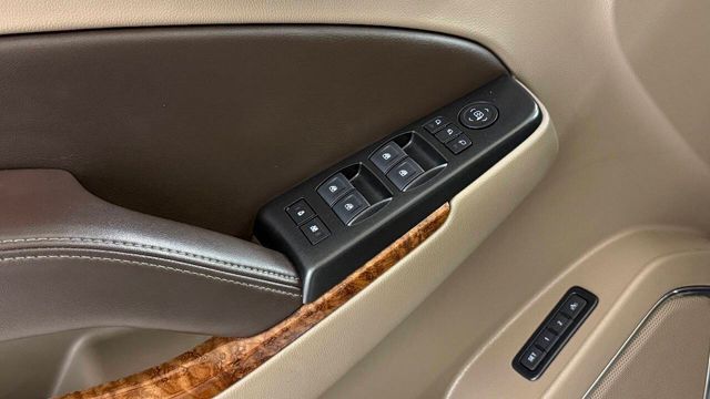 2018 Chevrolet Suburban Premier | Houston, TX | Houston Auto Credit 2018 Chevrolet Suburban Premier | Houston, TX | Houston Auto Credit