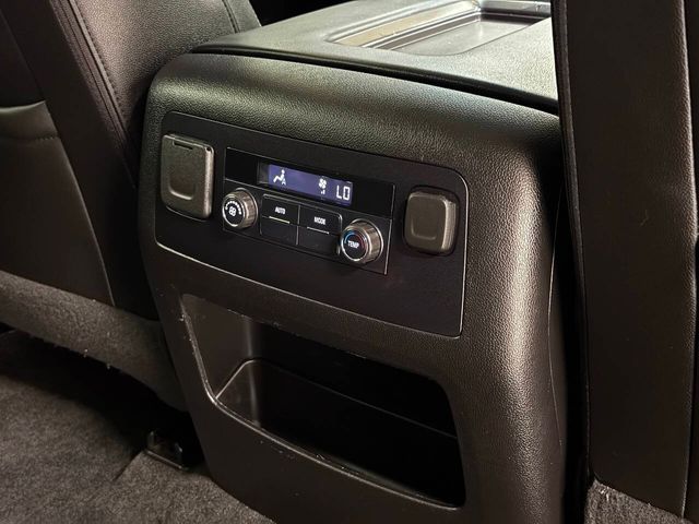 2018 Chevrolet Suburban LT | Houston, TX | Houston Auto Credit