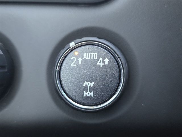 2018 Chevrolet Suburban LS 2018 Chevrolet Suburban LS