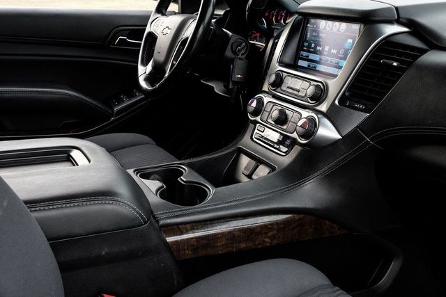 2018 Chevrolet Suburban LS 2018 Chevrolet Suburban LS