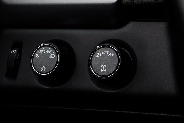 2018 Chevrolet Suburban LS 2018 Chevrolet Suburban LS